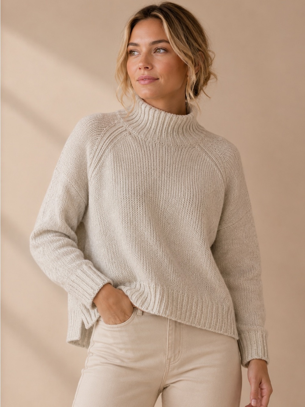 Korye Light Gray Mock Neck Knit Sweater Size Large Cozy Oversized Pullover